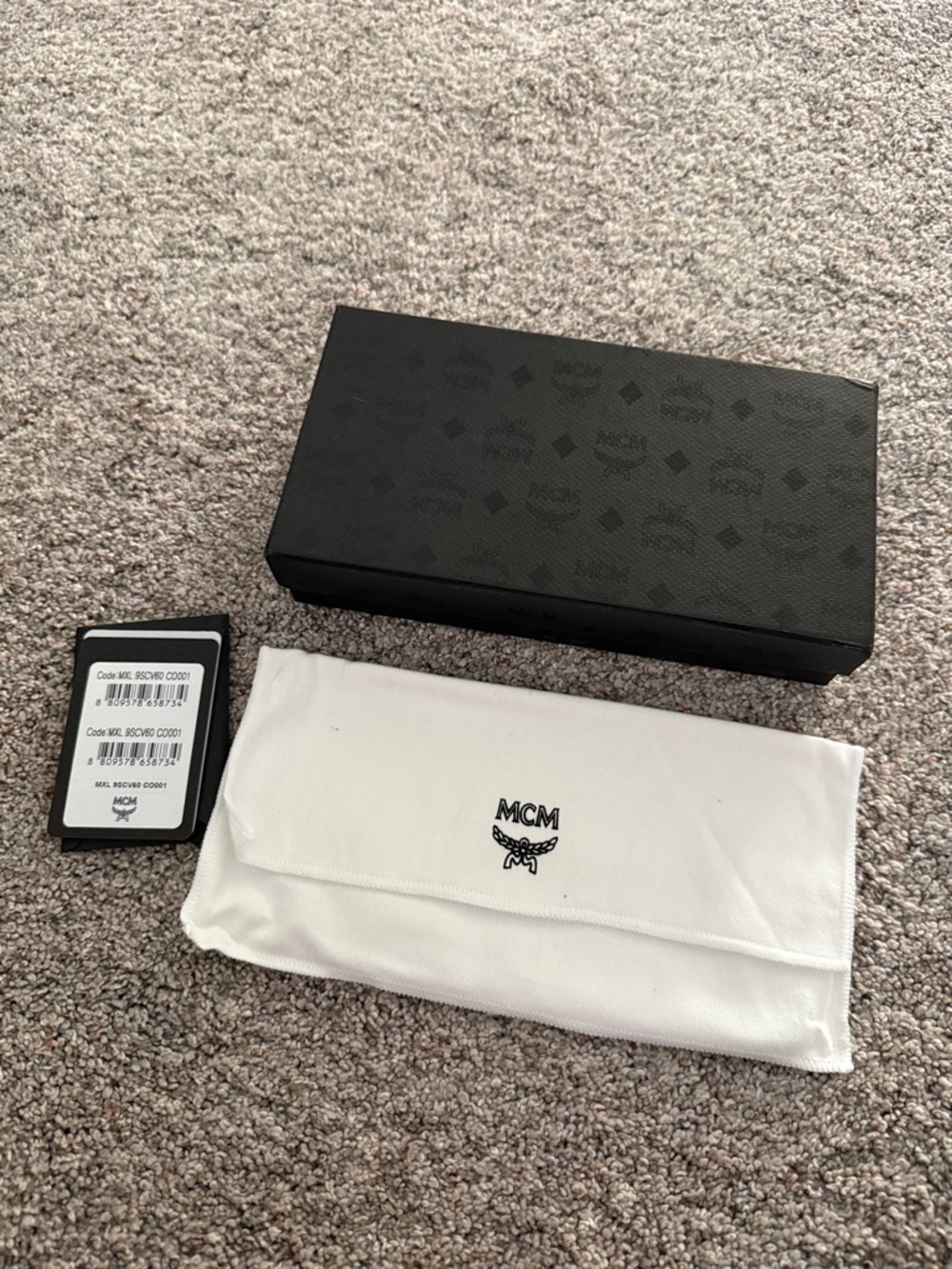 MCM Visetos Monogram zip-around wallet - Picture 7 of 14